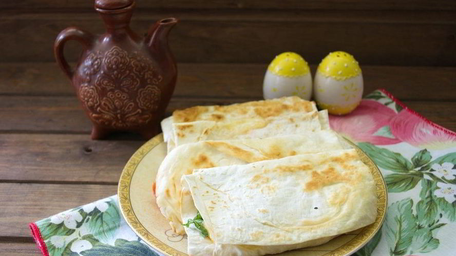 Рецепт лаваша с копченыма сырома