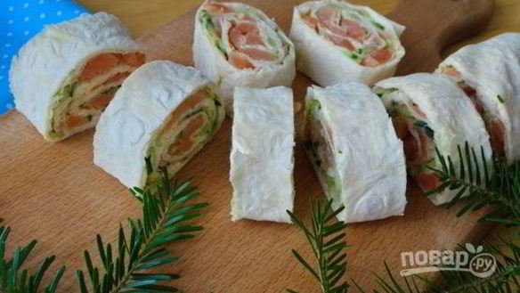 Рецепт Лаваш с красной рыбой и огурцом