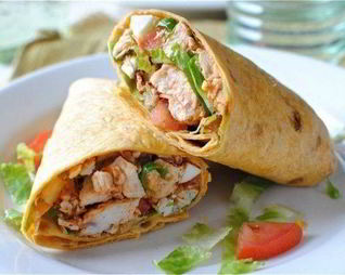 Лаваш с курицей и овощами