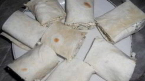 рулет с творогом из лаваша