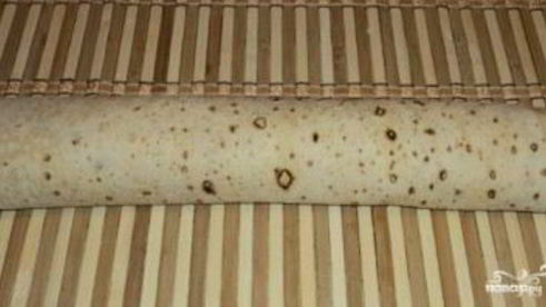 рулетики из лаваша с крабовыми палочками