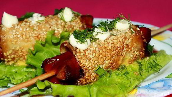 Рецепт Сосиски в лаваше с сыром