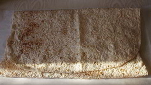 сулугуни в лаваше