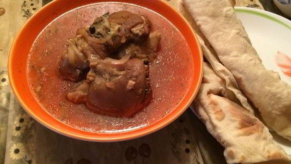 Рецепт Свиная рулька в мультиварке с домашним лавашом