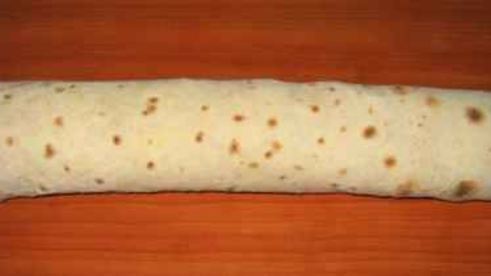 закуска из колбасы в лаваше
