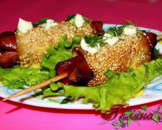 Закусочные сосиски в лаваше