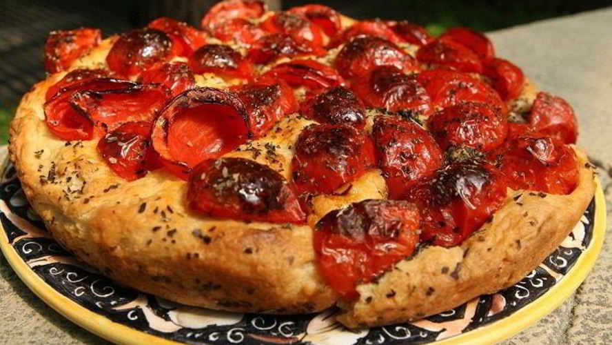 Рецепт фокачча с помидорами и базиликом