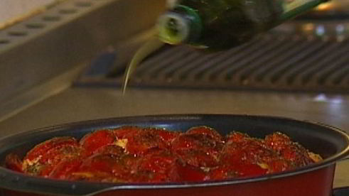 фокачча с помидорами и базиликом