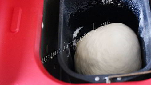 фокачча тонкая с ароматными травами