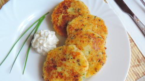 картофельно-творожные лепешки с зеленью
