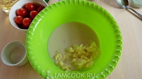 картофельные лепешки с черри и травами