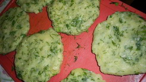 картофельные лепешки с сыром и зеленью