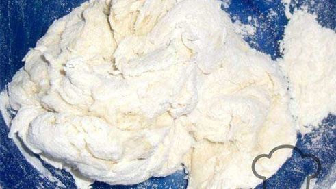 ламаджо — армянские хрустящие лепешки прослоенные мясным фаршем