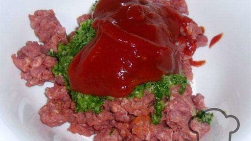 ламаджо — армянские хрустящие лепешки прослоенные мясным фаршем