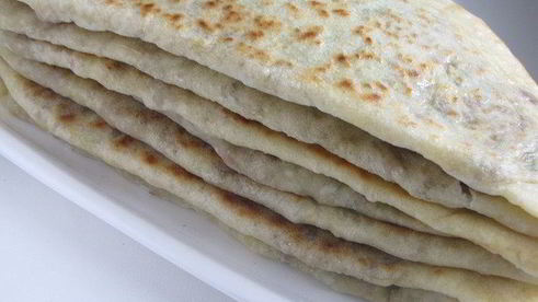 лепешки гезлеме с мясом и картошкой