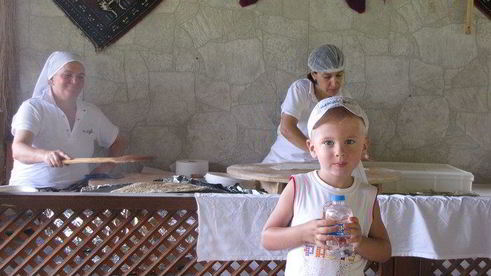 лепешки гезлеме с мясом и картошкой