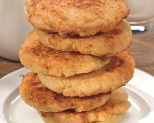 Лепешки из кукурузной крупы
