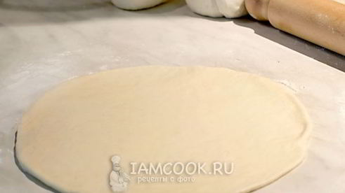 лепешки с начинкой из риса и яйца