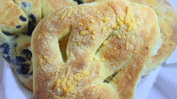 Рецепт Лепешки с сыром и маслинами