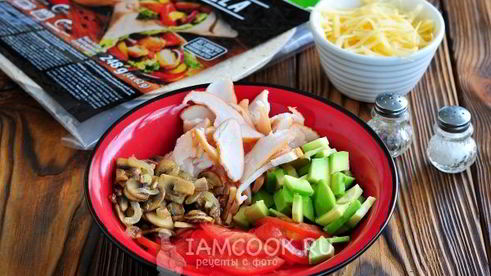 мексиканская лепешка тортилья с начинкой