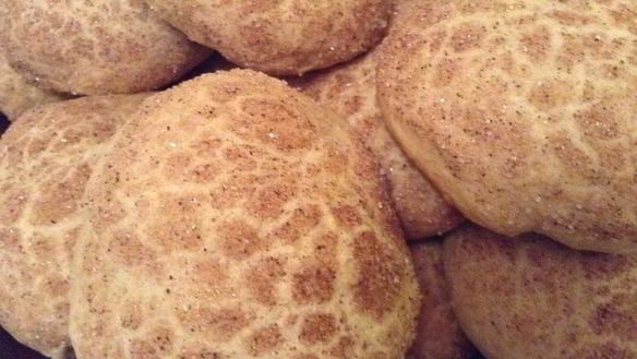 Рецепт Постные лепешки на рассоле с корицей и сахаром