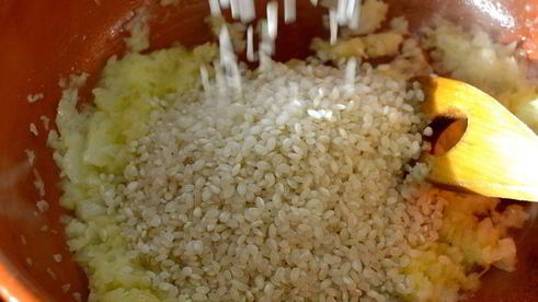 рисовая лепешка, фаршированная грибами