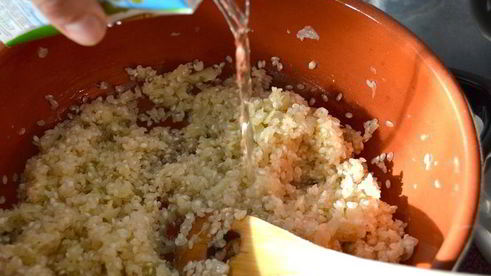 рисовая лепешка, фаршированная грибами