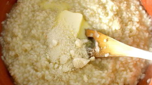 рисовая лепешка, фаршированная грибами