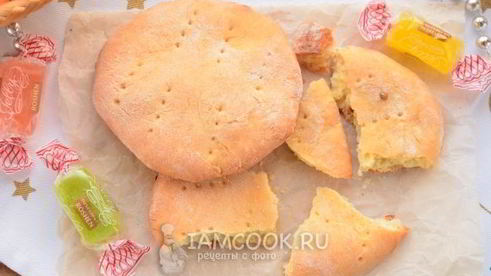 сметанные лепешки без дрожжей в духовке