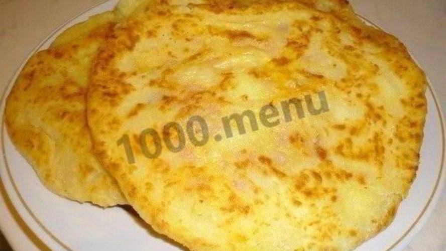 Рецепт сырные лепешки на кефире с ветчиной