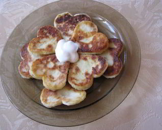 Творожные лепешки с тмином