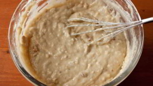 банановые маффины с кокосом и грецкими орехами