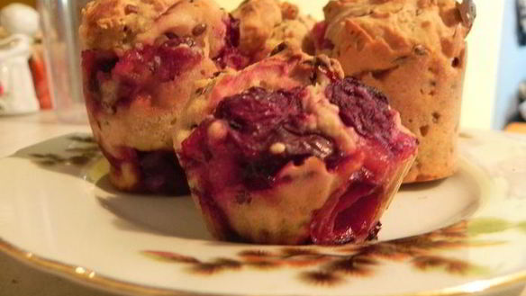 Рецепт Кукурузные маффины с ягодами и кардамоном