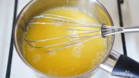 маффины с лимонным кремом и меренгой