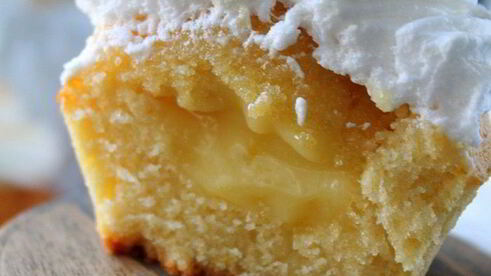 маффины с лимонным курдом и меренгой