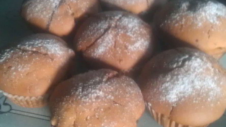 Рецепт маффины с персиком и клюквой