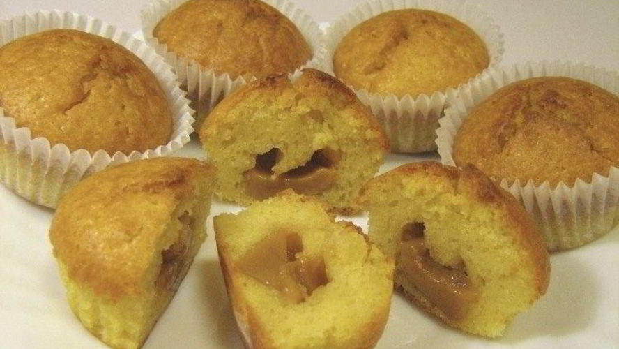 Рецепт маффины с вареной сгущенкой