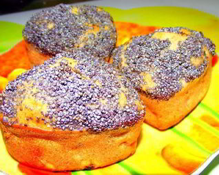 Медовые маффины с бананом, корицей и маком