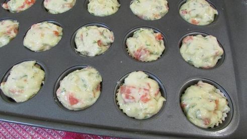 мини-маффины с семгой