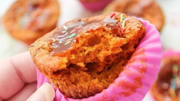 Рецепт Морковные маффины с ягодами годжи