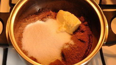 шоколадные маффины с кремом