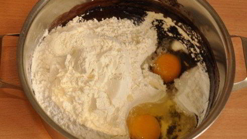 шоколадные маффины с кремом