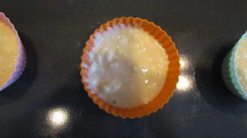 закусочные маффины с сырками и чесноком