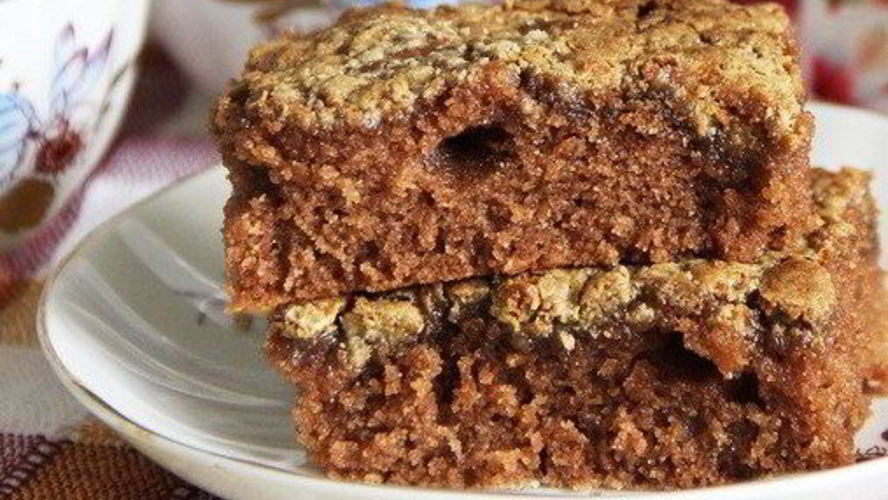 Рецепт шоколадный манник с халвой