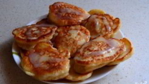 быстрые оладьи на сухих дрожжах