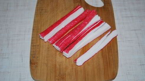 диетические оладьи с крабовыми палочками