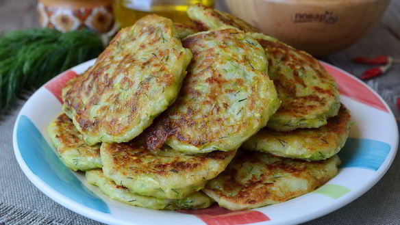 Рецепт Кабачковые оладьи с сыром и зеленью
