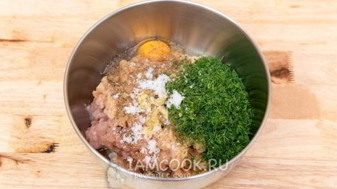 куриные оладьи с сыром и укропом