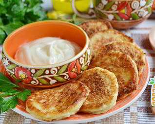 Луковые оладушки