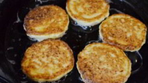 луковые оладушки